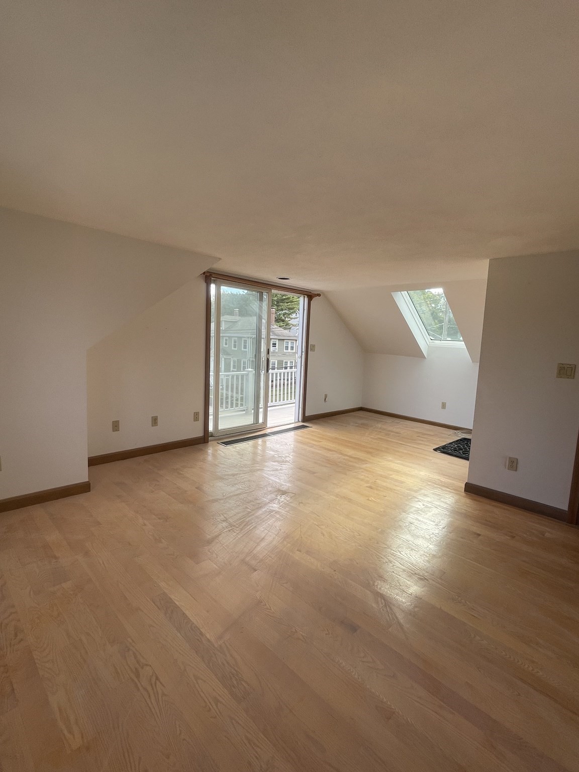 32-34 Fessenden Rd, Arlington Heights