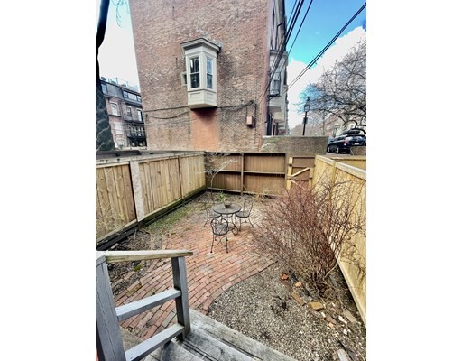 36 Clarendon St, South End