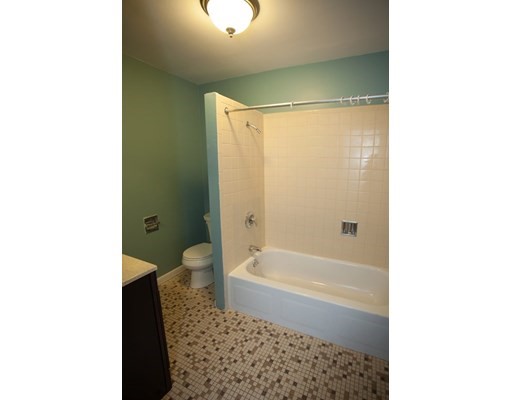 173 Rindge Ave, North Cambridge