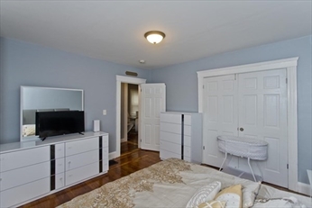 10 Stafford St, Dedham