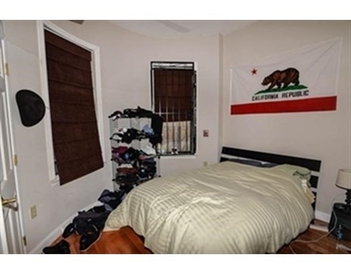 31 Dwight St, South End