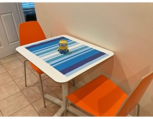 130 West 8th St, South Boston