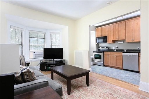 77 Montgomery St, South End