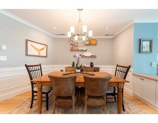 51 Pier 7, Charlestown