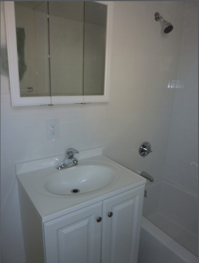 193 Fairmount Ave, Hyde Park