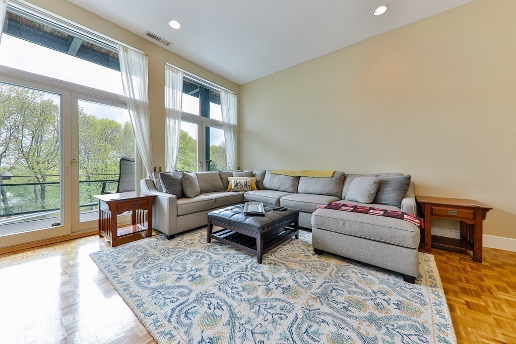 227 Summit Ave, Coolidge Corner