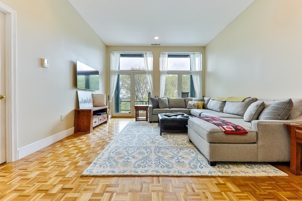 227 Summit Ave, Coolidge Corner