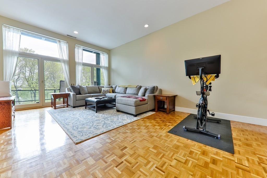 227 Summit Ave, Coolidge Corner