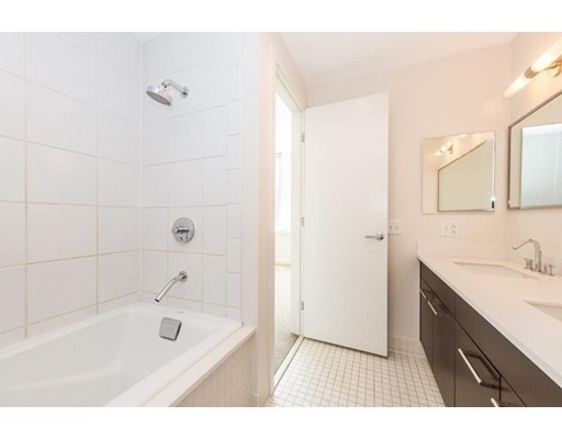 88 Kingston St, Midtown