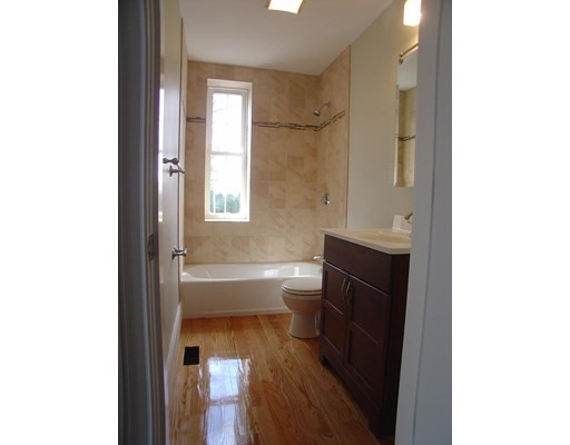 1422 Columbia Rd, South Boston