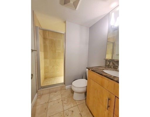 99 105 Broad St, Waterfront