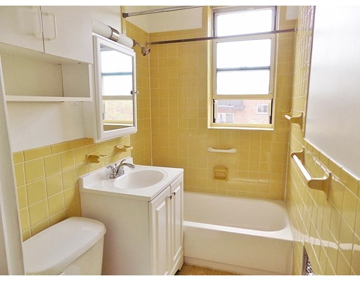 24 Colborne, Brighton