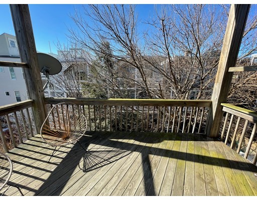 157 N St, South Boston