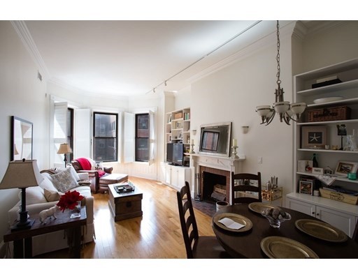 280 Commonwealth Ave, Back Bay