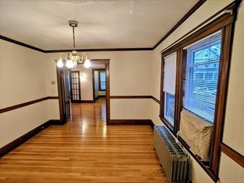 14 Bexley Rd, Roslindale