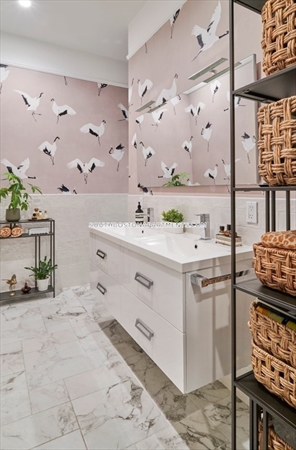 515 East 1st St, South Boston