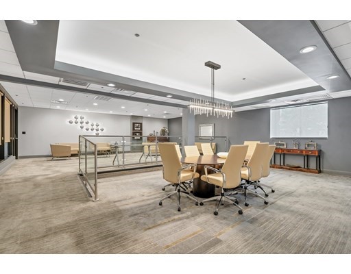 357 Commercial St, Waterfront