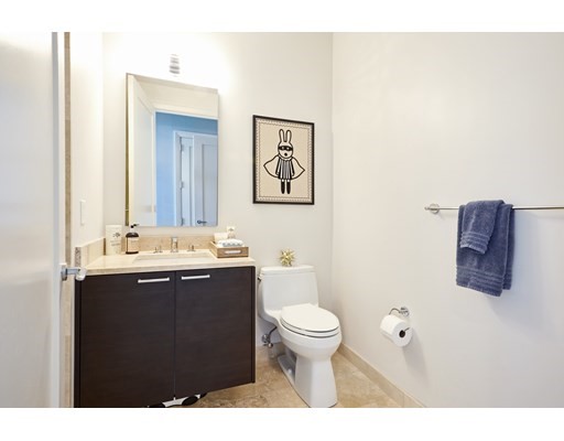 1 Franklin St, Midtown