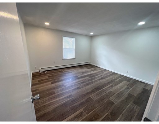 7 Ashland St, Medford