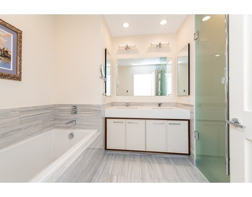 1 Dalton St, Back Bay