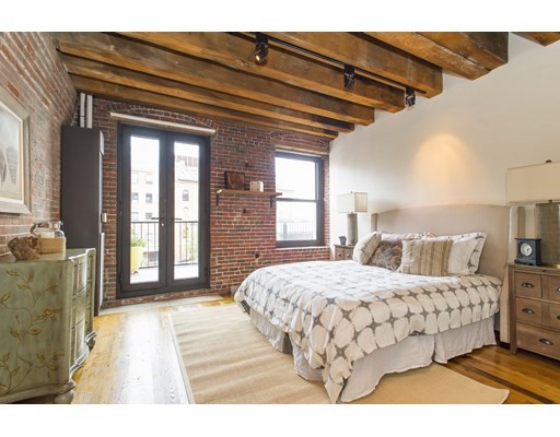 28 Atlantic Ave, Waterfront