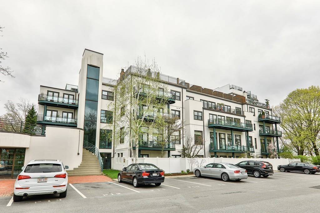 227 Summit Ave, Coolidge Corner