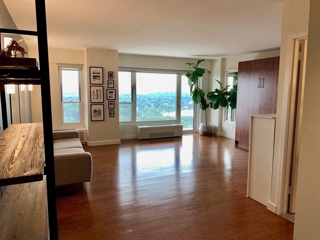 111 Perkins St, Jamaica Plain