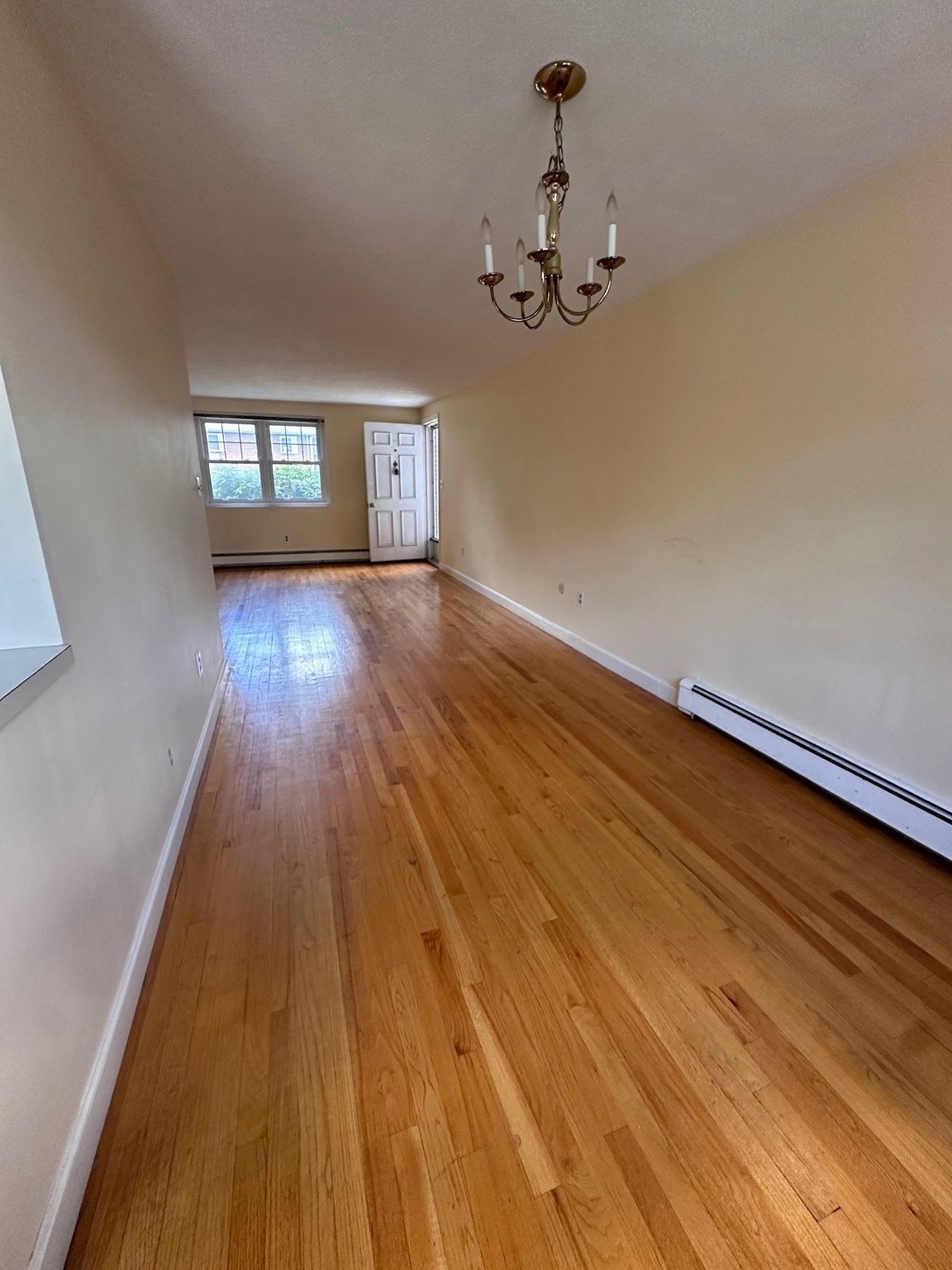 123 Emerson Gardens Rd, Lexington