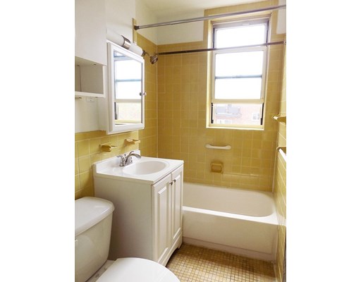 24 Colborne, Brighton