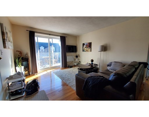 39 Englewood Ave, Brighton