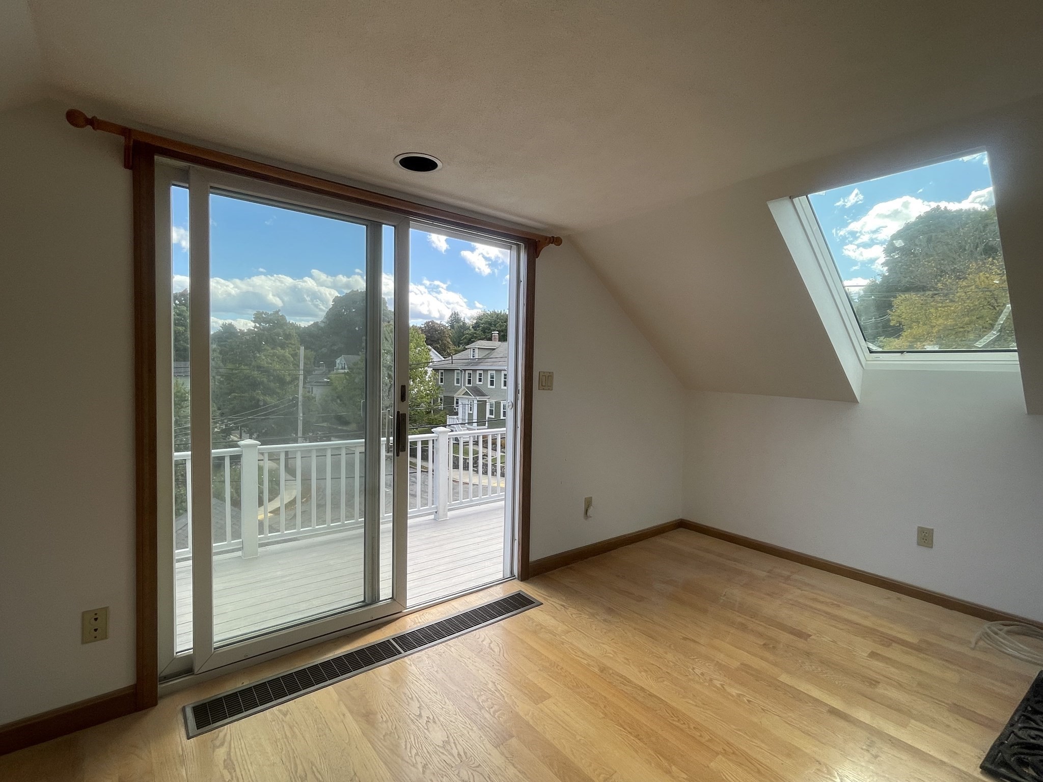 32-34 Fessenden Rd, Arlington Heights