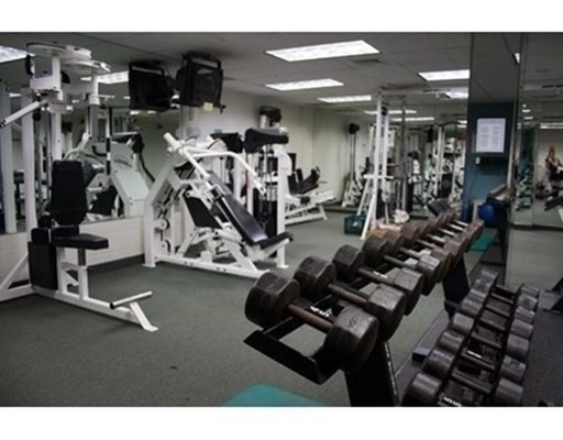 77 Pond Ave, Brookline Village