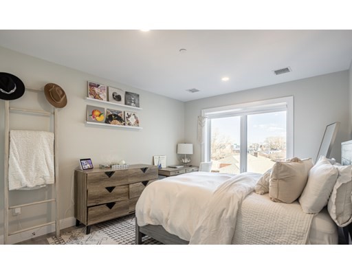 200 Old Colony Ave, South Boston