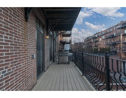 28 Union Park, South End