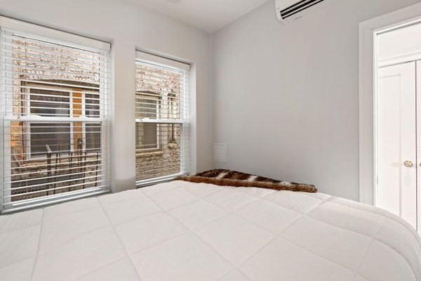 115 Salem St, North End