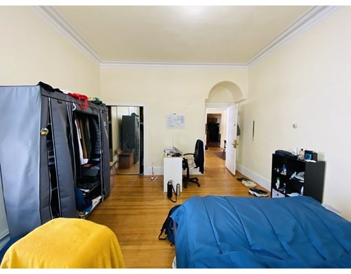 48 Allston St, Allston