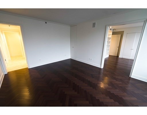 1 Charles St, Back Bay