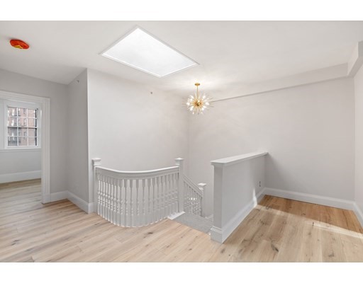 3 Mount Vernon Sq, Beacon Hill