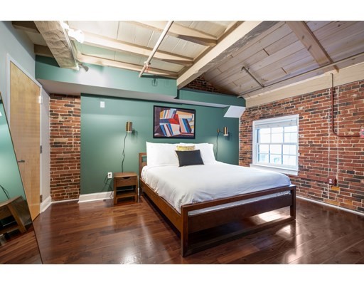 15 Union St, Downtown