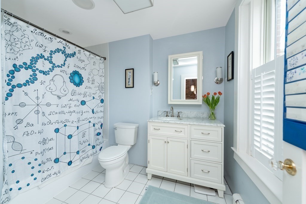 15 15 Mount Vernon St, Charlestown