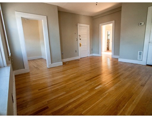 68 Mcbride St, Jamaica Plain