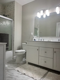 966 Hyde Park Ave, Hyde Park