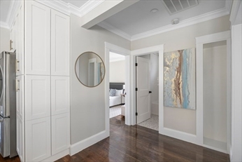 84 Sunnyside St, Hyde Park