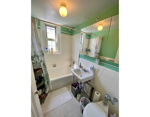 1454 Beacon St, Coolidge Corner