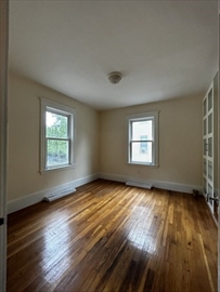 27 Knoll St, Roslindale