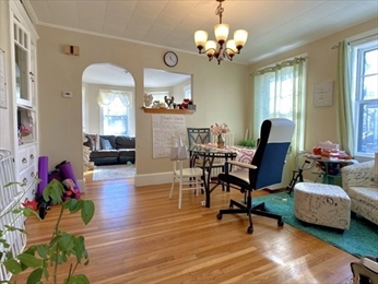 35 Manning St, Roslindale