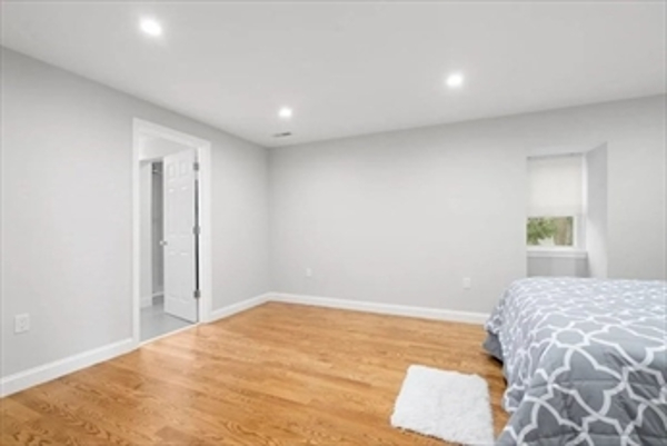 62 Perrin St, Roxbury