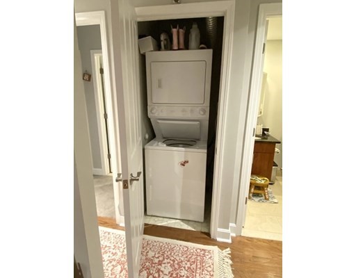 32 Garrison St, Back Bay