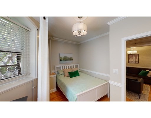 290 Beacon St, Back Bay