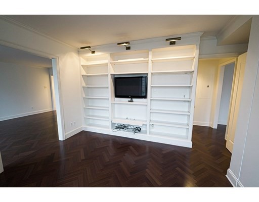 1 Charles St, Back Bay